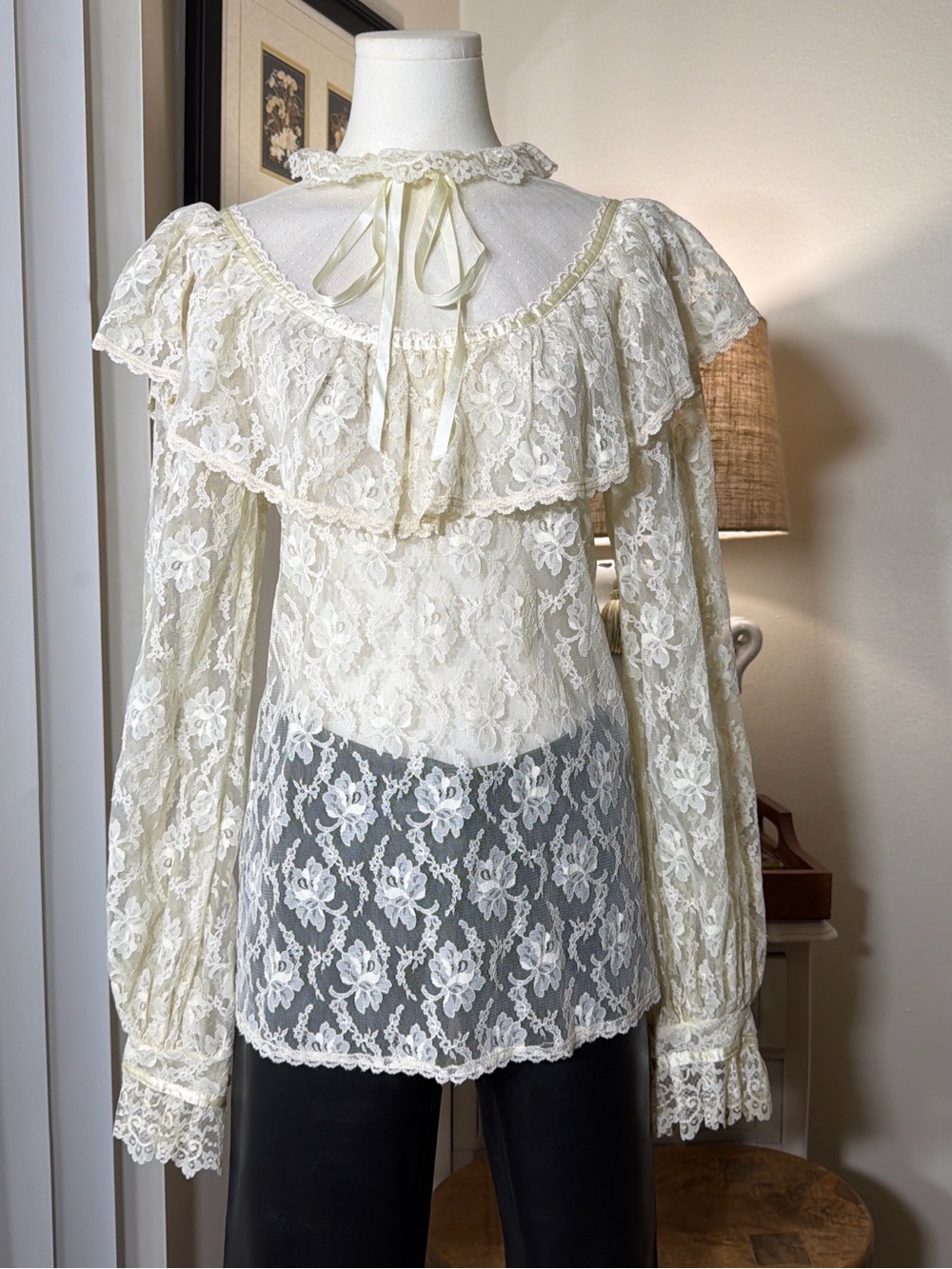 Gunne Sax Cream Ivory Lace Ruffle High-Neck Blouse